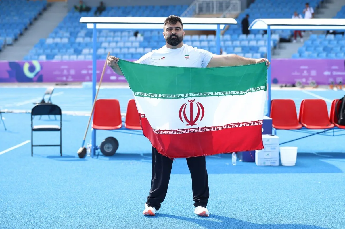 خسروی: برای اهتزاز پرچم ایران به ناگویا میروم/ پخش مسابقات توانیابان، انگیزه ایجاد میکند