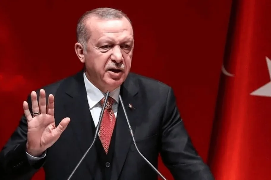 حیران شدن سران ناتو از هدیه عجیب اردوغان + عکس