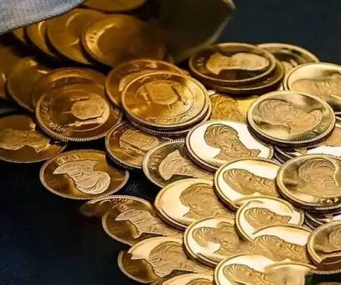 سکه ۵.۵ میلیون تومان ارزان شد/ ادامه روند کاهشی در بازار طلا