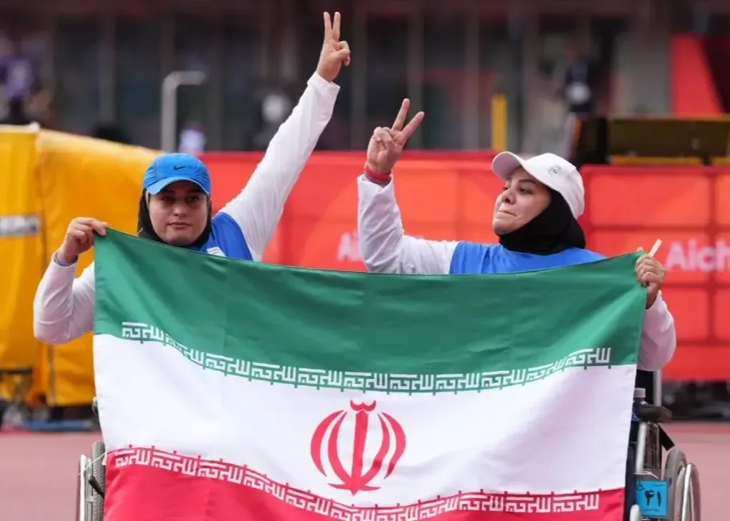 طلا و نقره پرتاب وزنه بانوان به ایران رسید