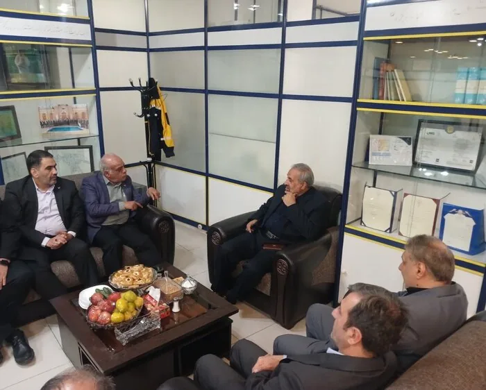 پنج دفتر پستی تهران میزبان پنل‌های خورشیدی؛ گامی برای توسعه انرژی پاک