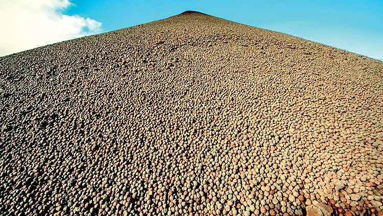 iron-ore-price-forecast-1024x576 copy