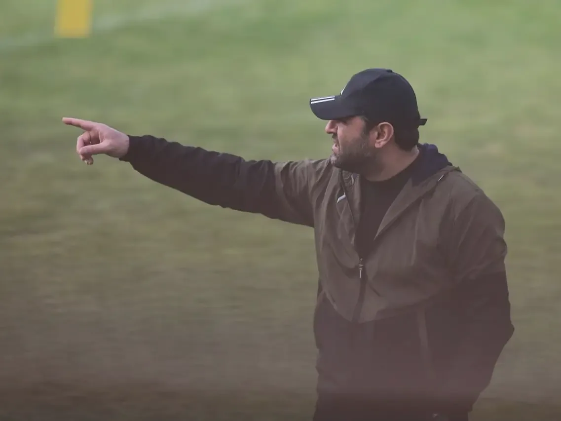 ادعای فاضلی: پرسپولیس همه ستارههای آینده را خرید