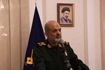 فرمانده کل سپاه درگذشت پدر شهید موسوی را تسلیت گفت