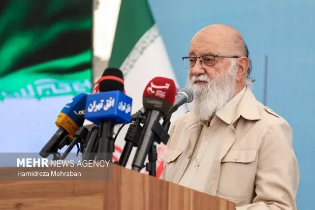 چمران: پروژههای عمرانی تهران در دوران جنگ هم دنبال شد