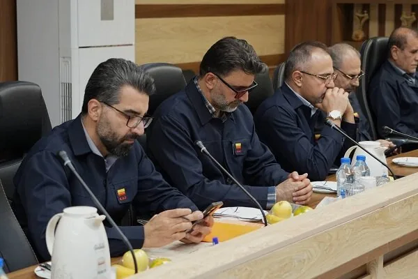 نشست شورای معاونین فولاد خوزستان