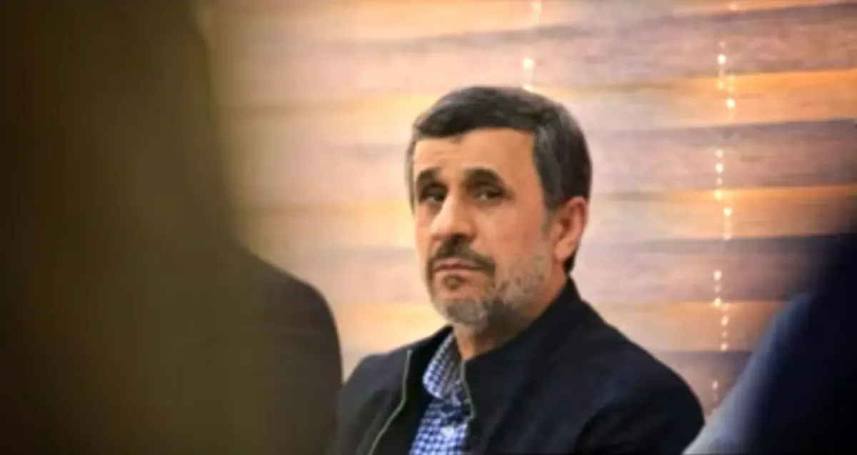 پیام احمدی نژاد در آستانه مراسم تشییع پیکر رهبر شهید انقلاب