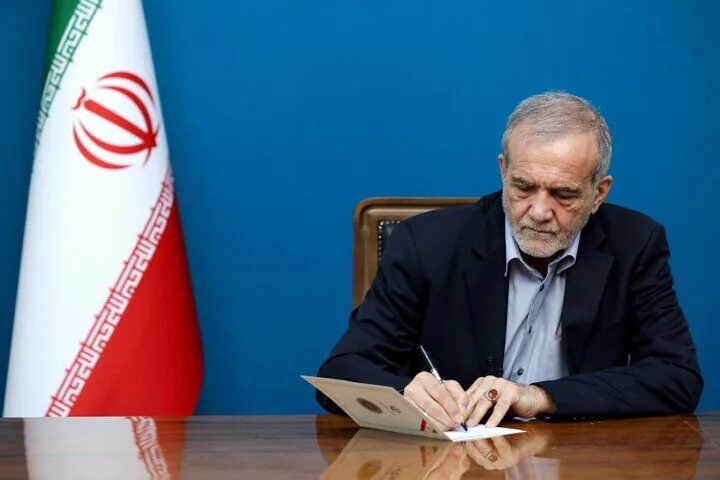 پزشکیان: روایت زندگی روستایی و عشایری، راهی برای معرفی فرهنگ ایران به جهان است