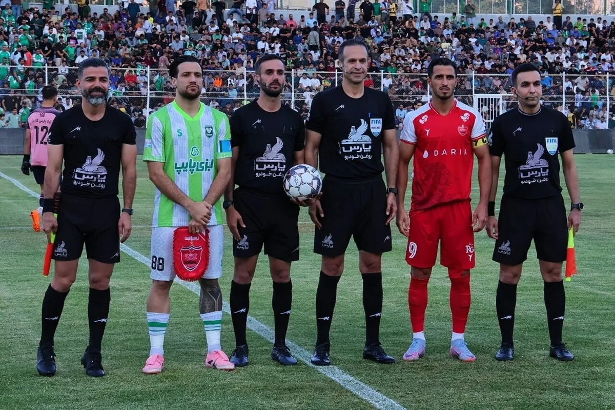 پرسپولیس مساوی کرد و صدرنشین شد؛ توقف سرخپوشان در روز فرصتسوزی مهاجمان