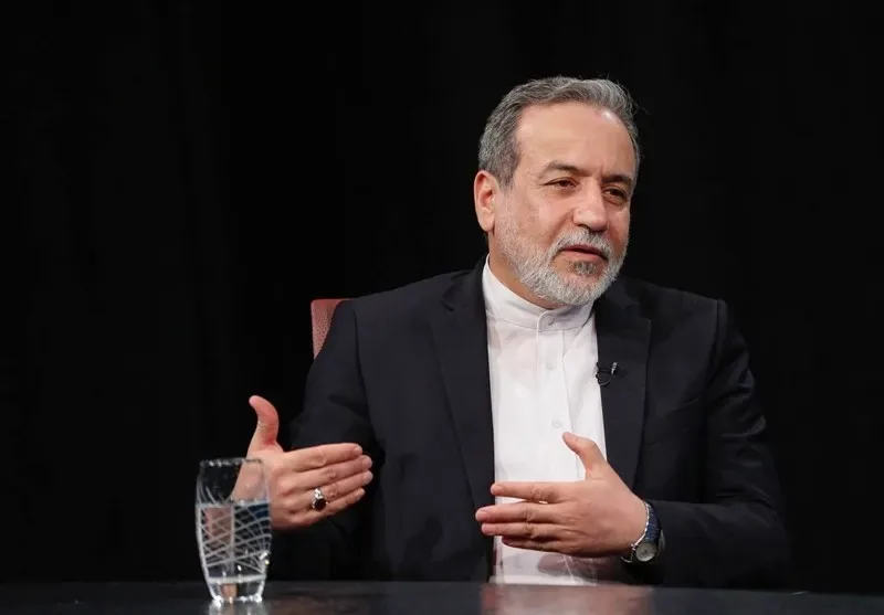 عراقچی: خرید برخی کالاهای اساسی از شرکتهای امریکایی سال هاست وجود دارد / درباره بحث گندم، واقعاً جفایی در حق کشور شده؛ مگر یکی از مطالبات و خواستههای رهبری آزاد شدن پولهای مسدودشده ایران نبود؟ خب، این پولها آزاد شده؛ آزاد شدن الزاماً به معنای ورود فیزیکی پول به کشور نیست / پولهای ما وارد حسابهای بانکهای ایرانی در قطر شده؛ مهم این است که قابل استفاده باشد