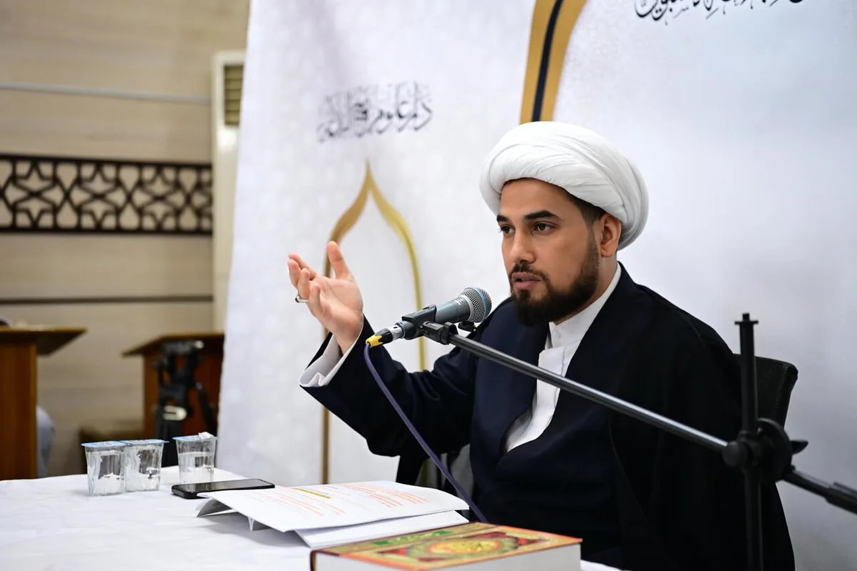 در کربلا؛ «دار علوم نهجالبلاغه» به بحث درباره ادله توحید و منزه دانستن آفریدگار در اندیشه امیرالمؤمنین (علیه السلام) پرداخت