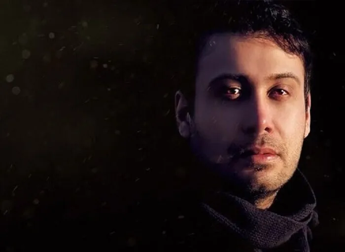 تصویر جشن تولد جنجالی در خانه محسن چاوشی | من روی میز بیلیارد خوابیدم! | ببینید