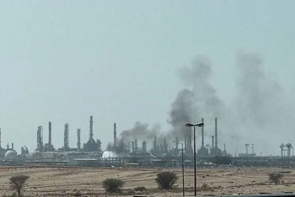 حمله تنبیهی به عربستان ؛ ۴ هواپیما سرگردان شدند