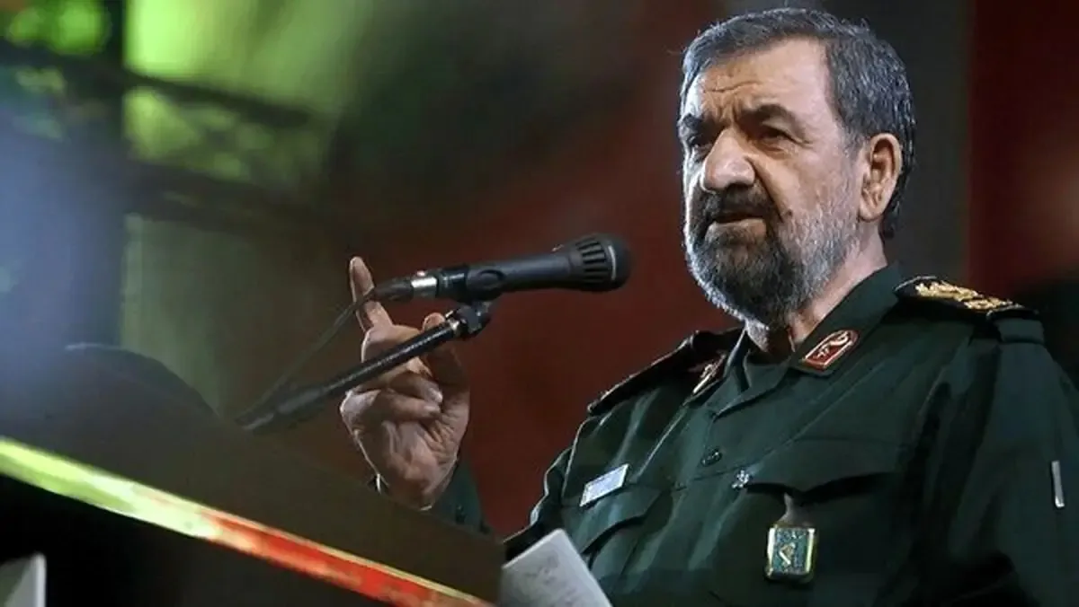 محسن رضایی؛ چند دهه جنجالآفرینی مرد هزار نسخه، از کربلای۴ و نامه ۶۷ تا تنگه هرمز و شعام/ آقامحسن واقعاً به دنبال چیست و چرا هزینههای کلامی او تمامشدنی نیست؟